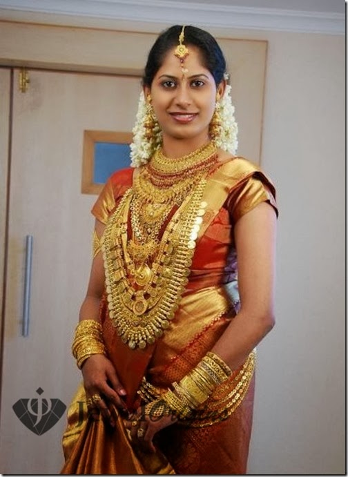 Kerala_Bridal_Jewellerey+(2)_thumb[2]
